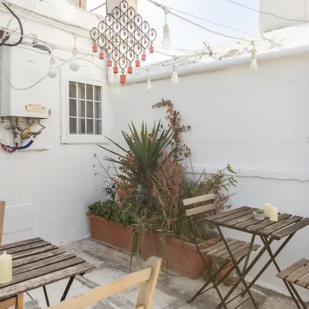 Landlord 71 - Pensión 3*