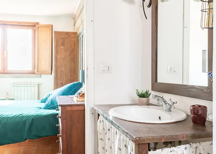 Landlord 71 - Pensión Bari